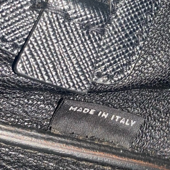 Prada suitcase/document bag - Picture 11 of 16